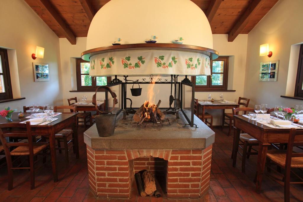 Agriturismo Scacciapensieri Buttrio 外观 照片